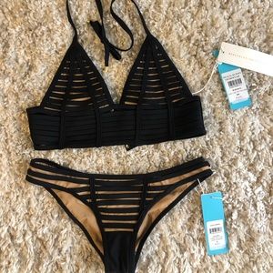 Beach Bunny Swimwear Bikini NWT